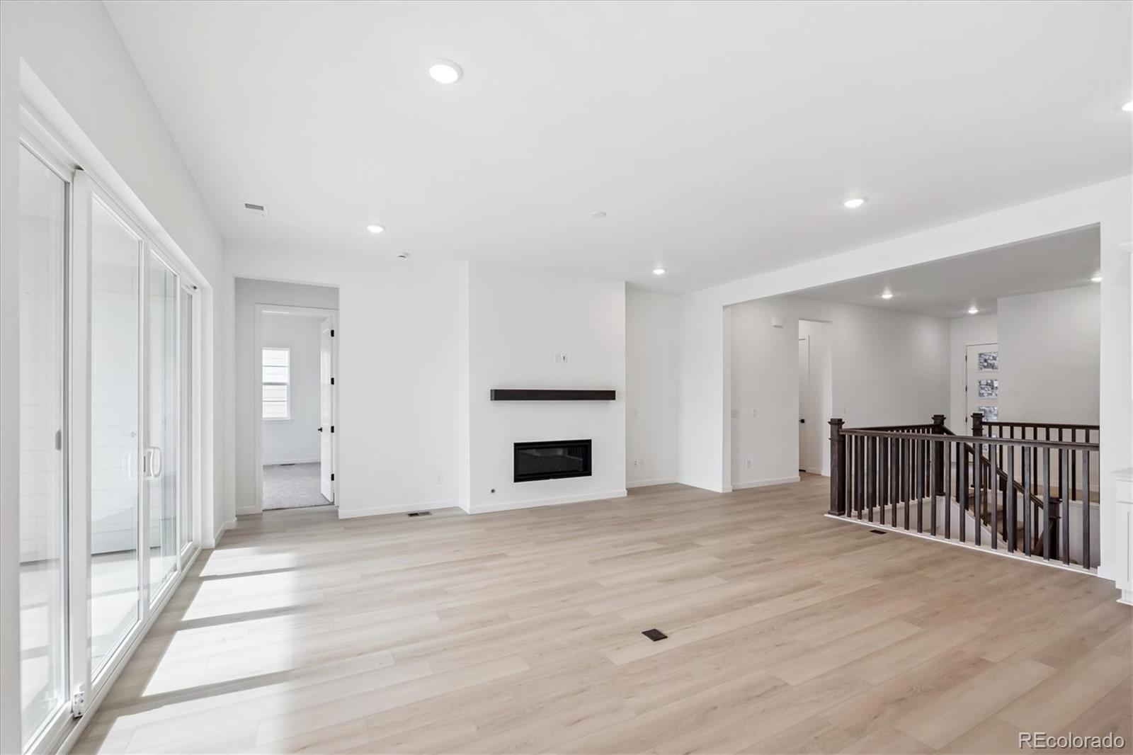 5706 Wayfarer Circle Firestone, CO 80504 - Photo 9 of 24