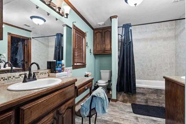 $279,900 | 801 North Main Street, Tioga, TX 76271