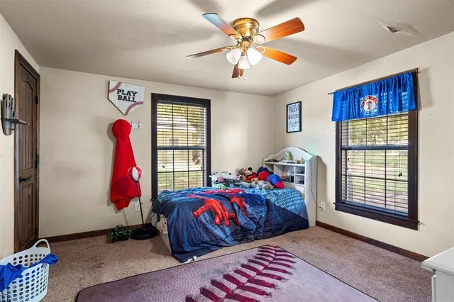 $279,900 | 801 North Main Street, Tioga, TX 76271