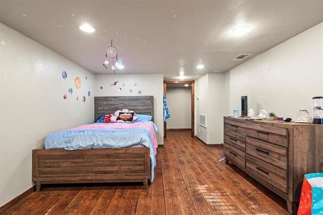 $279,900 | 801 North Main Street, Tioga, TX 76271