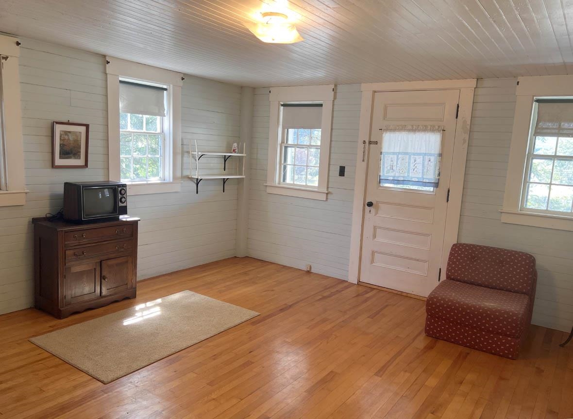 2 Brooks Circle Hebron, NH 03241 - Photo 14 of 36