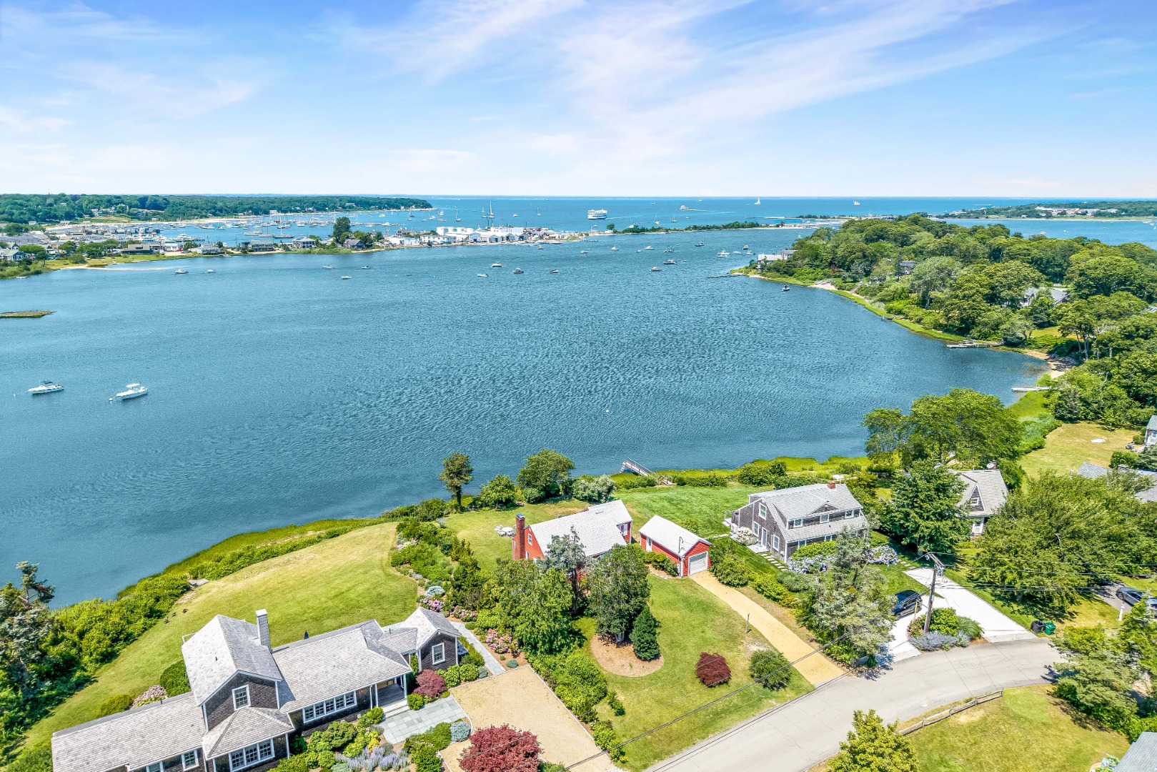 36 Hines Point Road Vineyard Haven, MA 02568 - Photo 11 of 47 Gallery Image 11