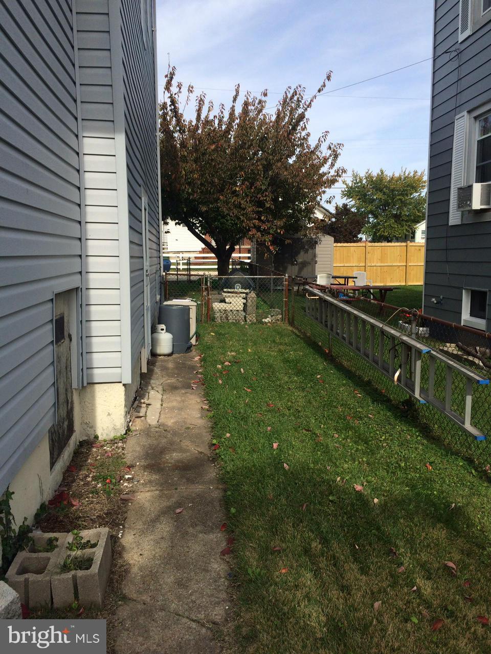 6904 Sollers Point Road Baltimore, MD 21222 - Photo 6 of 8 Exterior (General)