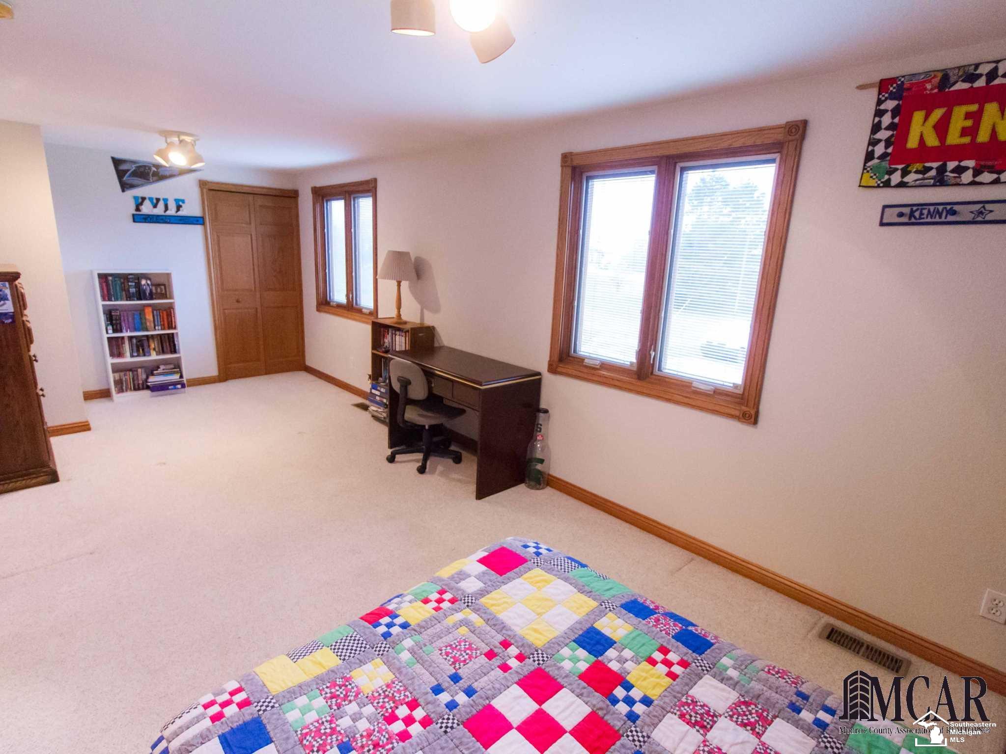 13533 Stowell Road Dundee, MI 48131 - Photo 22 of 34 21437111-21.JPG