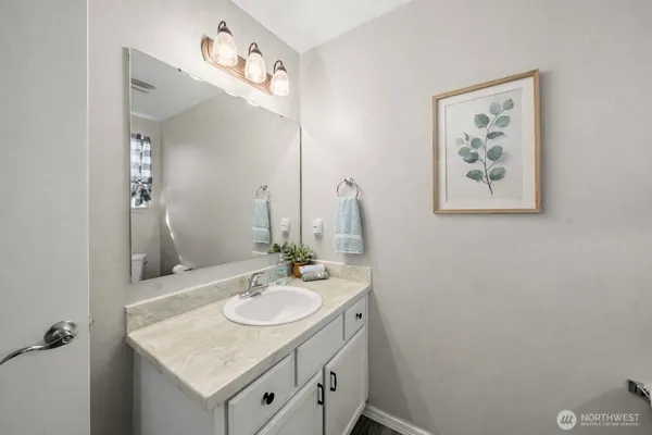 $375,000 | 333 5th Street Southeast, Unit 7, Puyallup, WA 98372