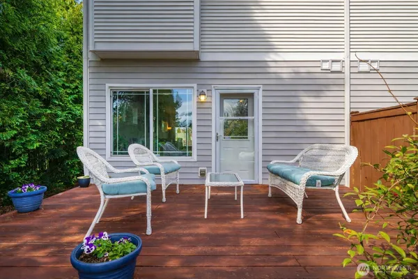 $375,000 | 333 5th Street Southeast, Unit 7, Puyallup, WA 98372