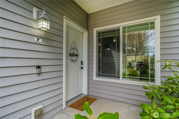 $375,000 | 333 5th Street Southeast, Unit 7, Puyallup, WA 98372