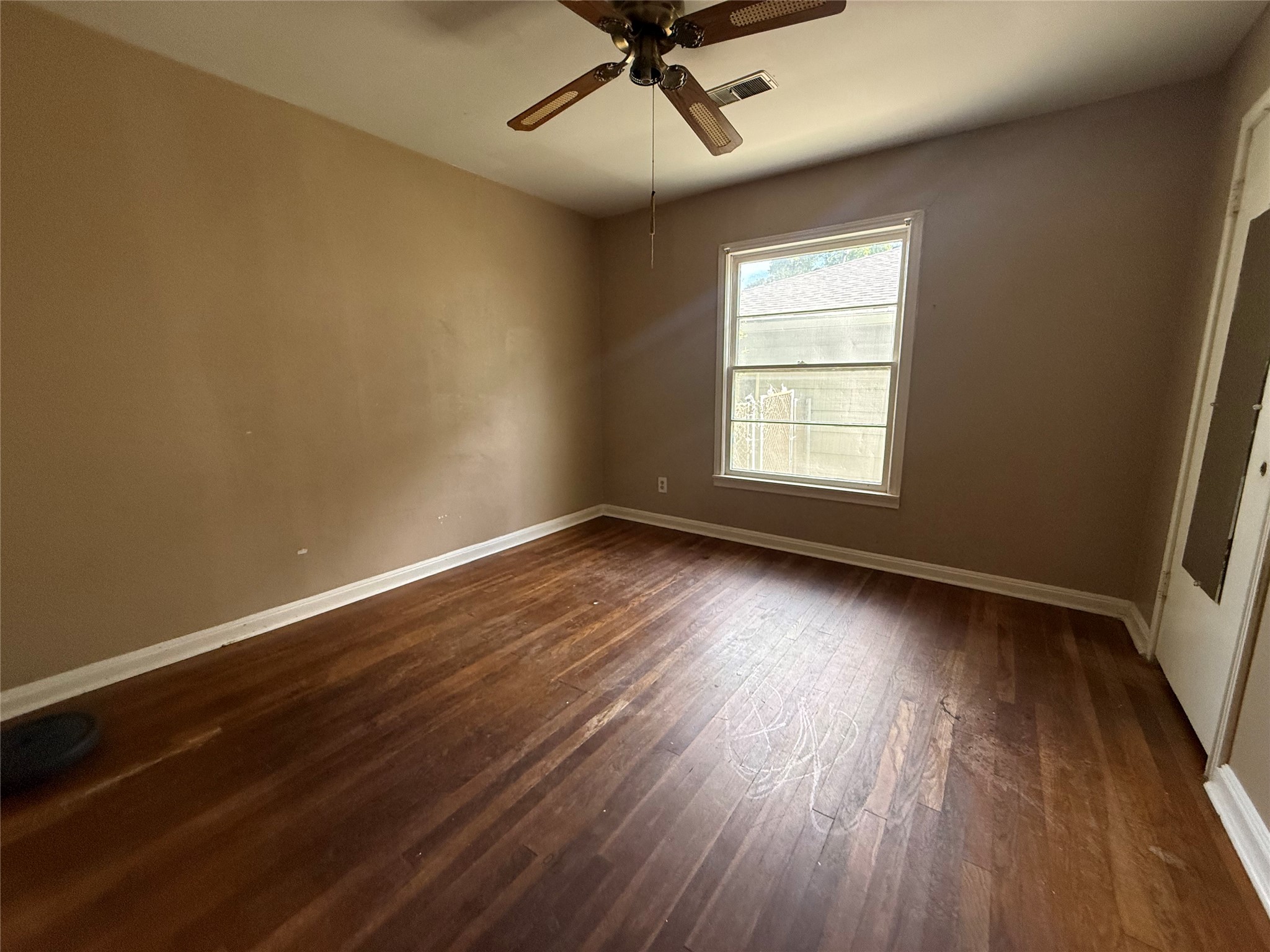 5501 Milart Street Houston, TX 77021 - Photo 5 of 18