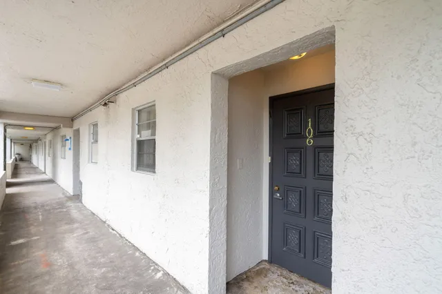 $120,000 | 5900 Northwest 44th Street, Unit 106, Lauderhill, FL 33319