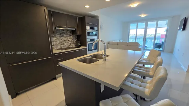 $2,950 | 7825 Northwest 107th Avenue, Unit 318, Doral, FL 33178