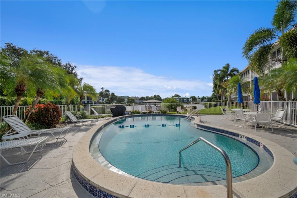 3150 Binnacle Drive, Unit 207 Naples, FL 34103 - Photo 12 of 15