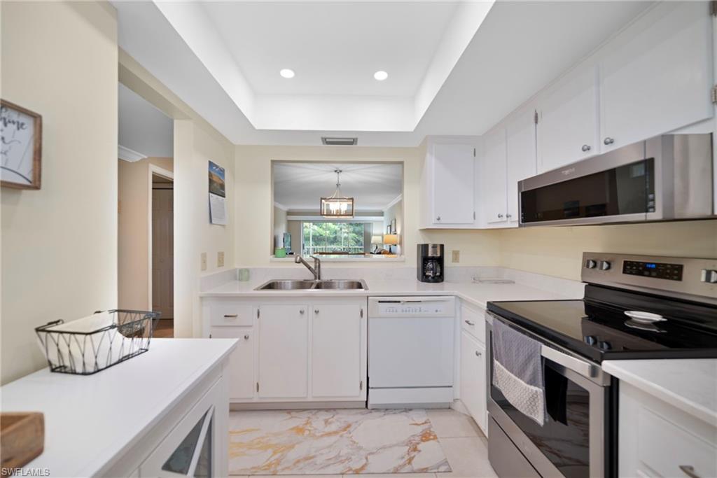 3150 Binnacle Drive, Unit 207 Naples, FL 34103 - Photo 7 of 15