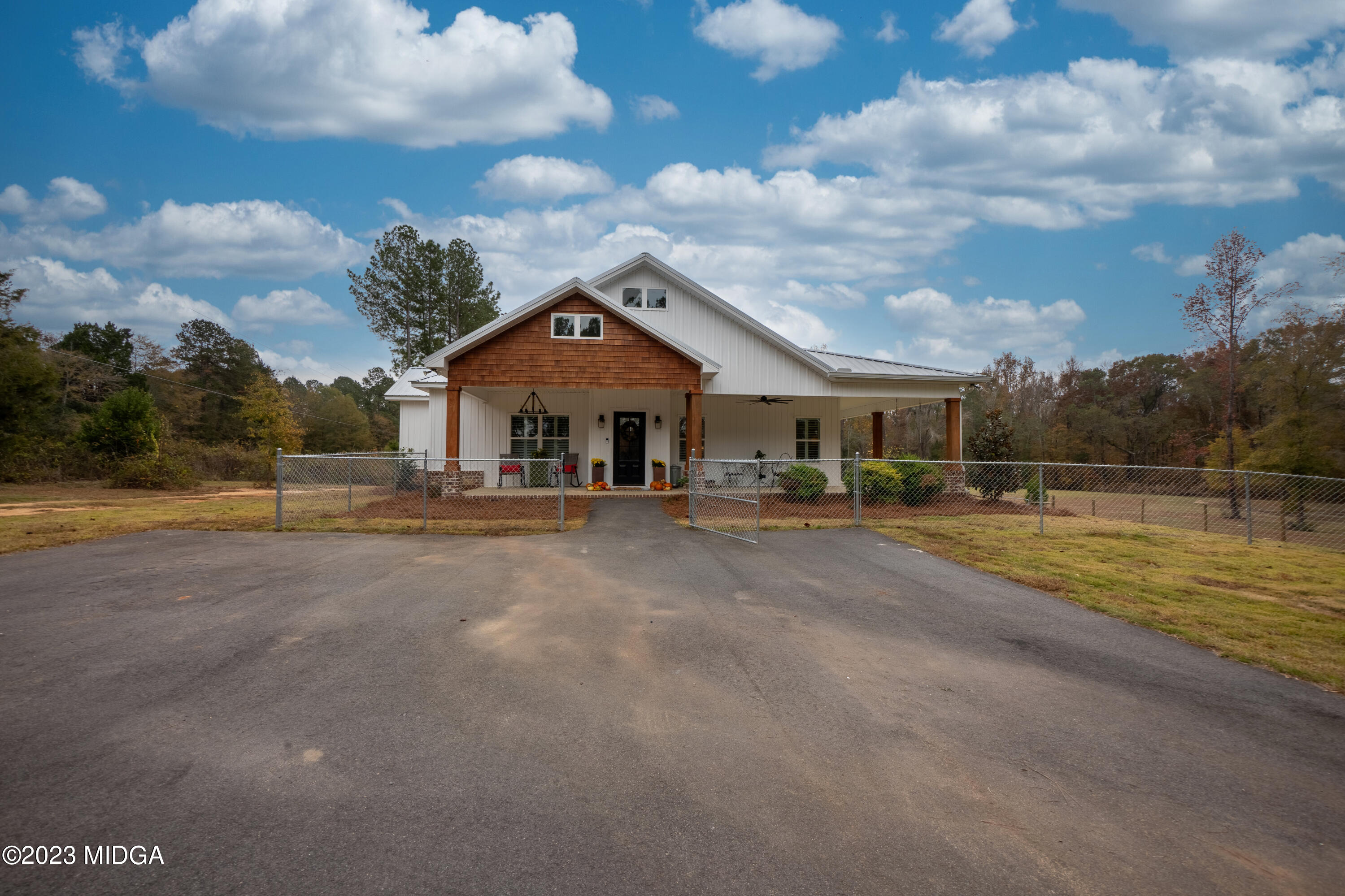 7370 Thomaston Road Macon, GA 31220 - Photo 5 of 81 05__DSC6645HDR_mls
