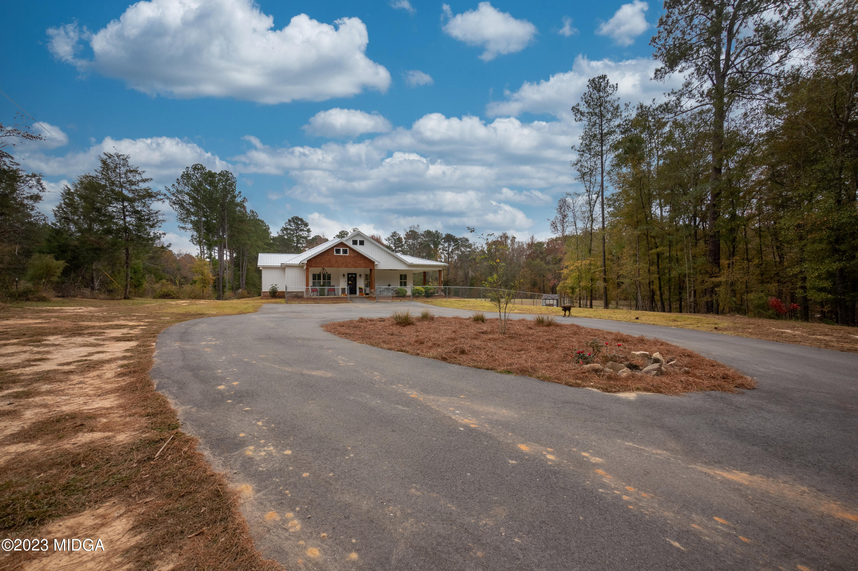 7370 Thomaston Road Macon, GA 31220 - Photo 6 of 81 06__DSC6636HDR_mls