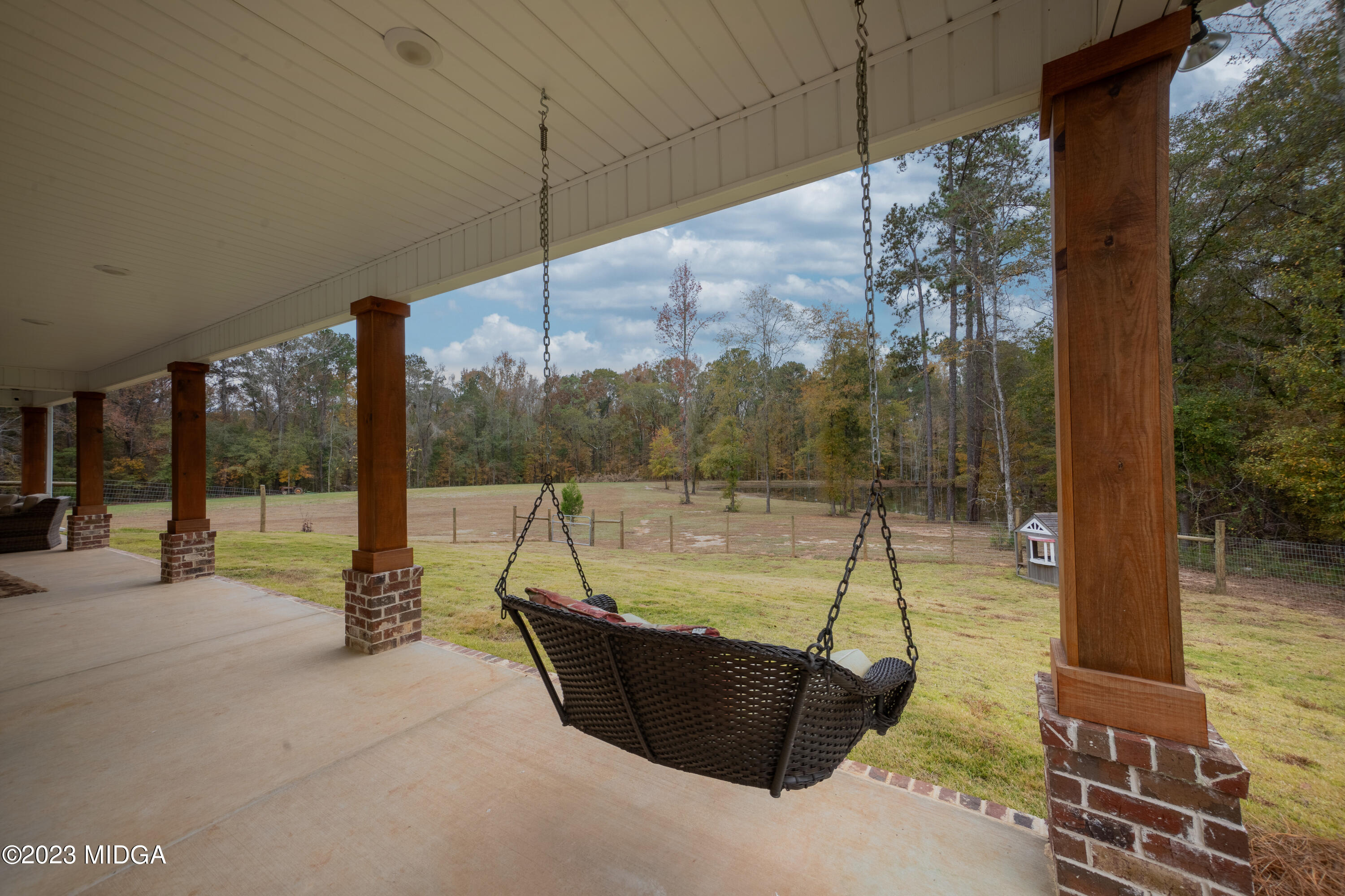 7370 Thomaston Road Macon, GA 31220 - Photo 9 of 81 09__DSC6708HDR_mls