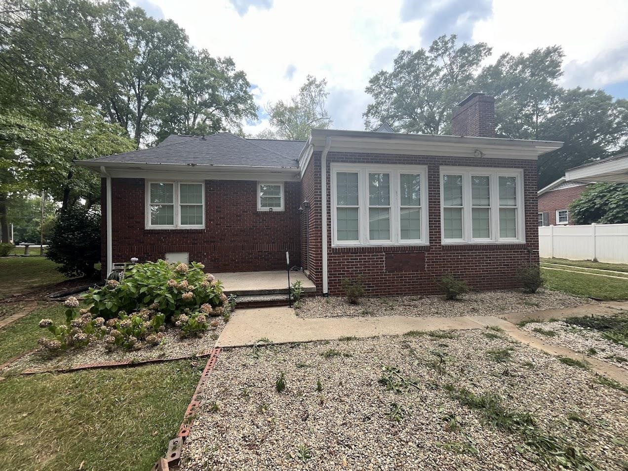 903 South Petty Street Gaffney, SC 29340 - Photo 11 of 33