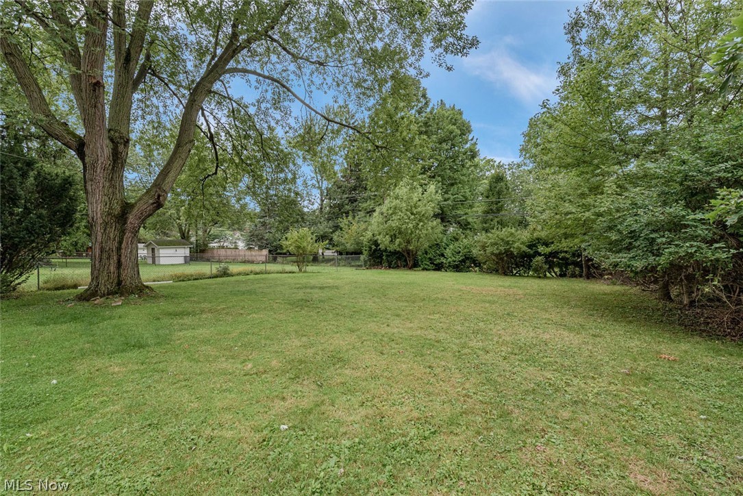 1340 Haverston Road Cleveland, OH 44124 - Photo 23 of 24
