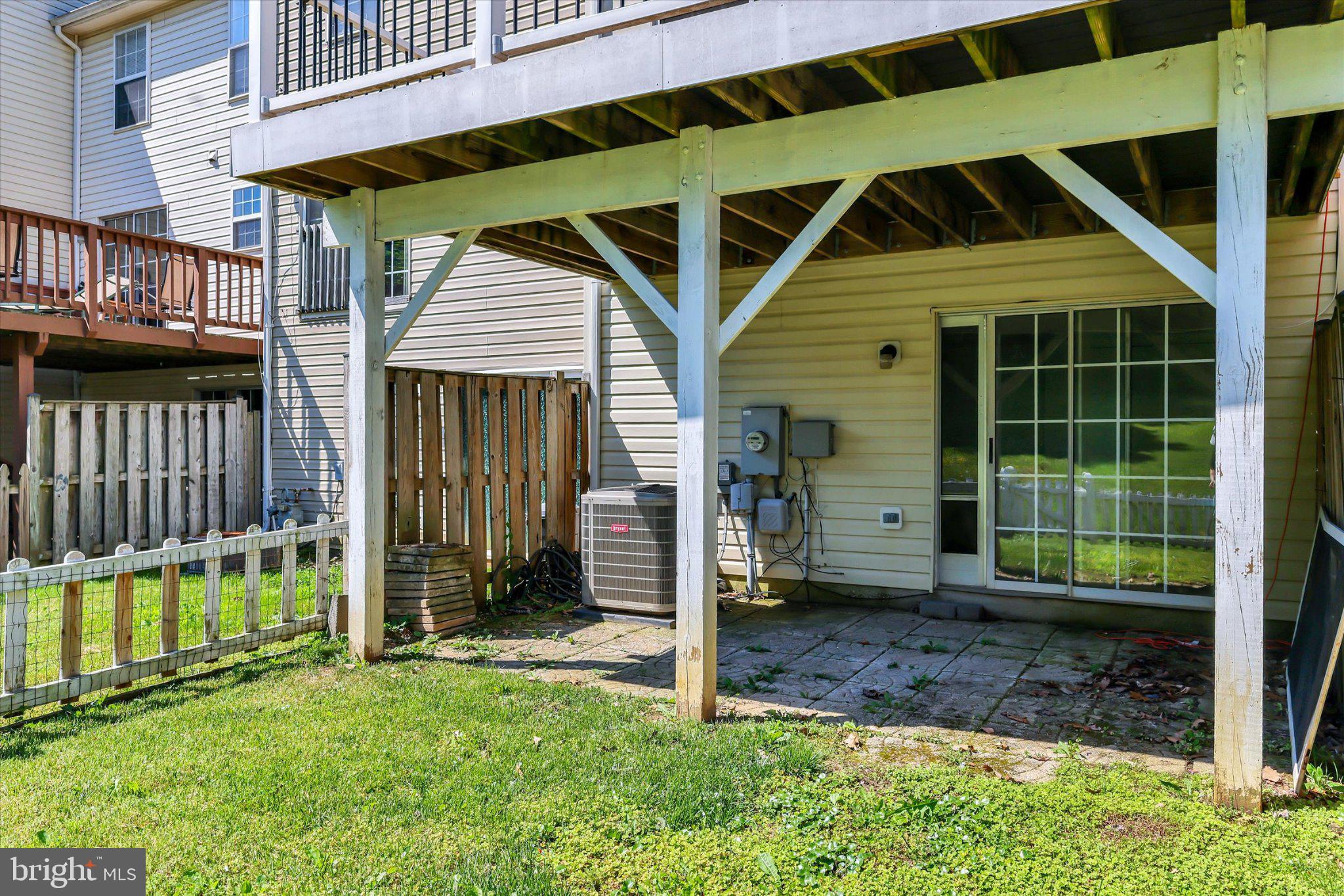 14323 Gate Dancer Lane Boyds, MD 20841 - Photo 10 of 54 Charming outdoor space with potential.