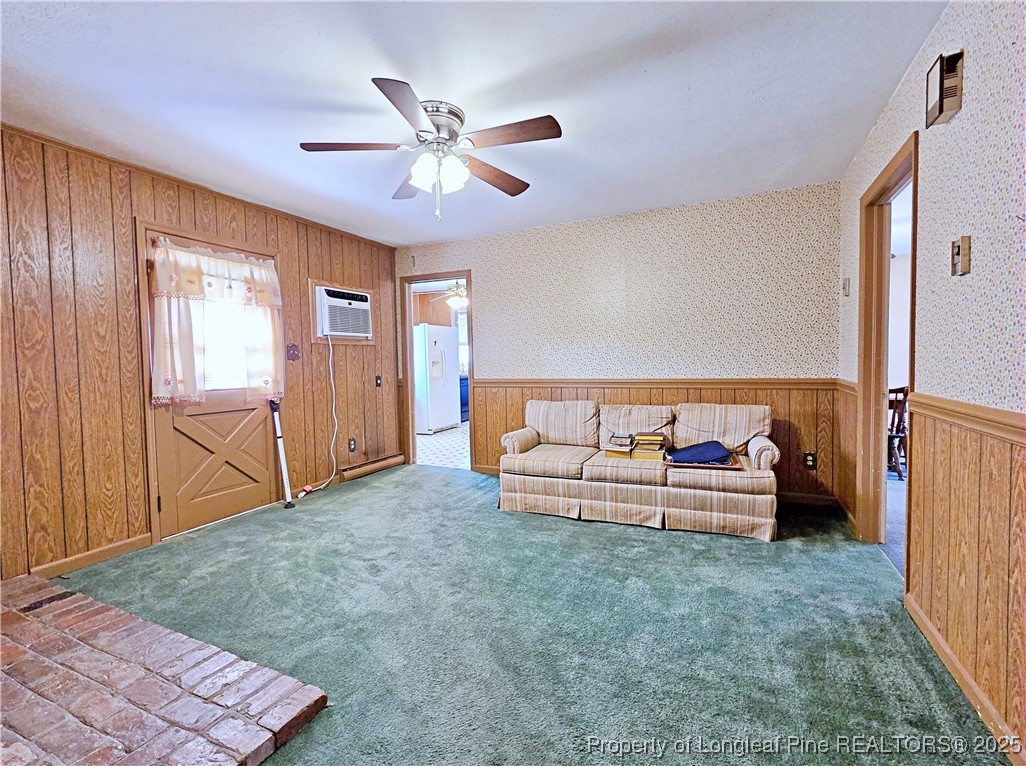 764 Old Vander Road Fayetteville, NC 28312 - Photo 15 of 50 a living room with furniture and a window