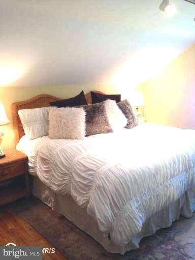 2131 Edgewater Parkway Silver Spring, MD 20903 - Photo 19 of 26 Bedroom