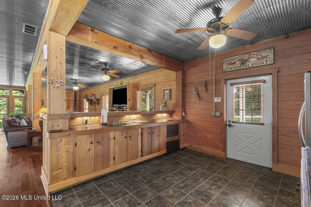 1454 Livingston Vernon Road Flora, MS 39071 - Photo 15 of 67 A5A2EE6D-6CC3-4B4D-B6EC-1E71204D371D_1_1
