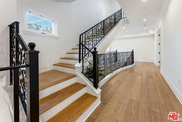 $29,500 | 391 South Saltair Avenue, Los Angeles, CA 90049