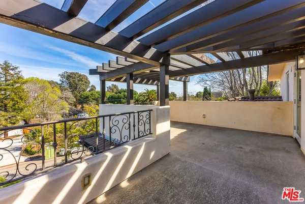 $29,500 | 391 South Saltair Avenue, Los Angeles, CA 90049