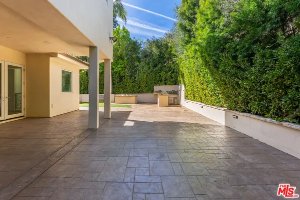 $29,500 | 391 South Saltair Avenue, Los Angeles, CA 90049