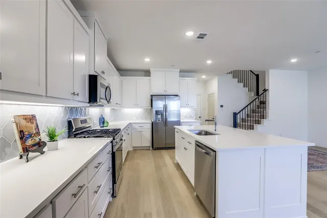 $3,200 | 8888 Magnet Drive, Frisco, TX 75035