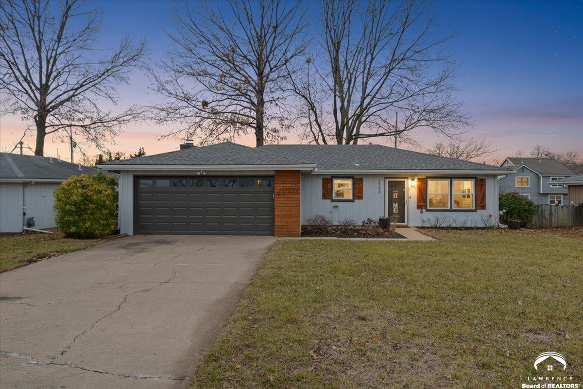 2239 Melholland Road Lawrence, KS 66047 - Photo 2 of 28