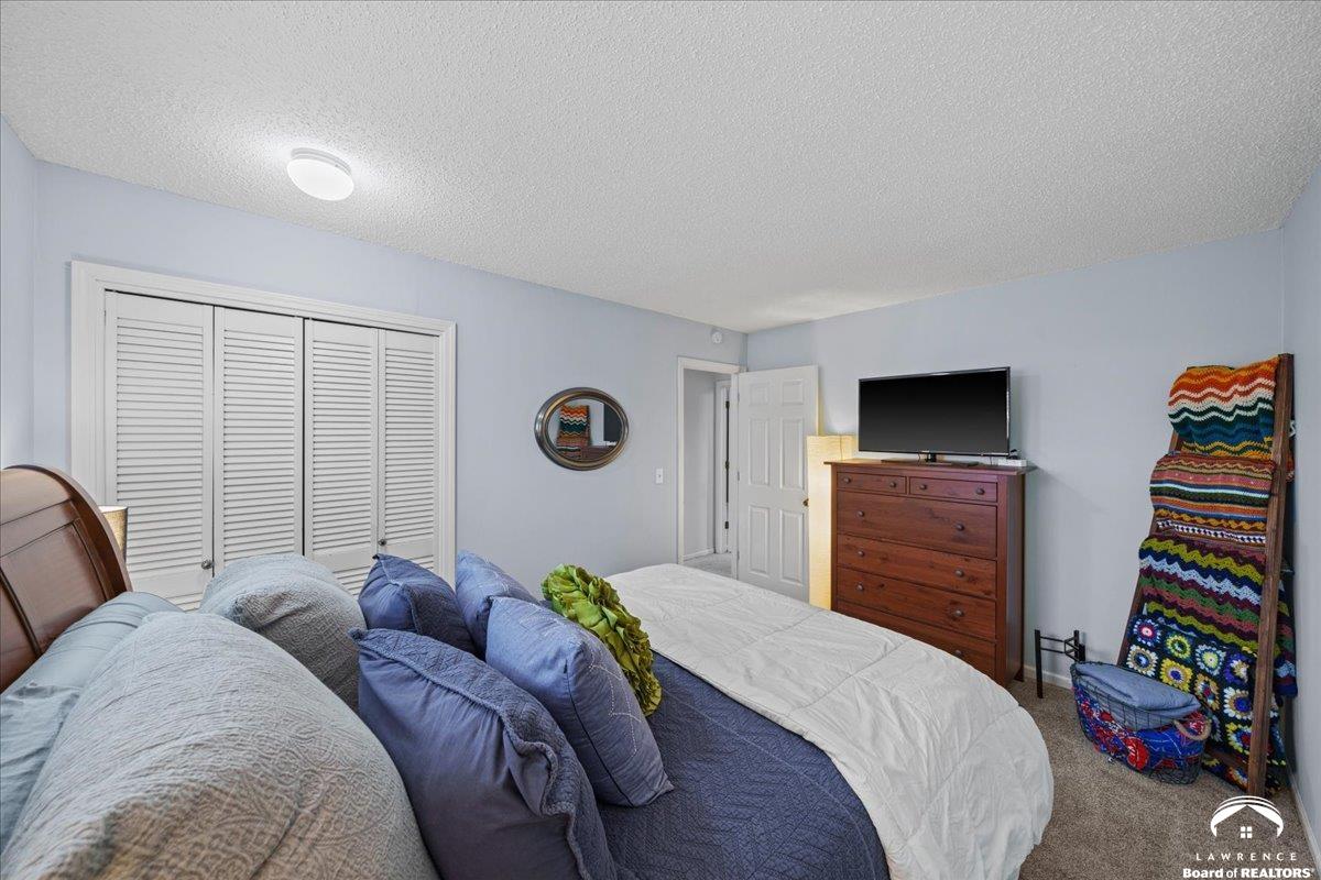 2239 Melholland Road Lawrence, KS 66047 - Photo 21 of 28