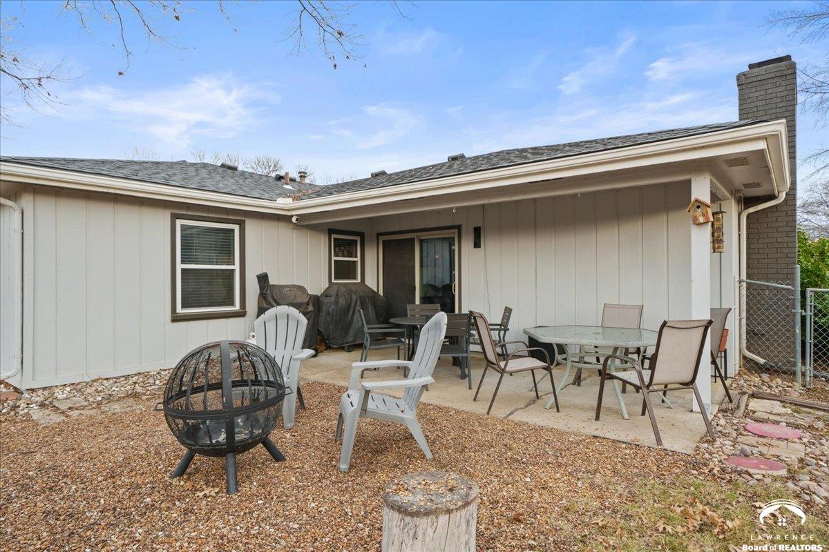 2239 Melholland Road Lawrence, KS 66047 - Photo 25 of 28