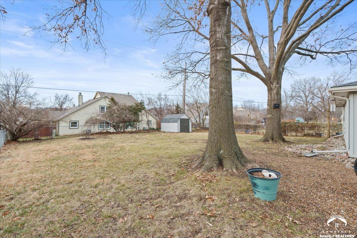 2239 Melholland Road Lawrence, KS 66047 - Photo 28 of 28