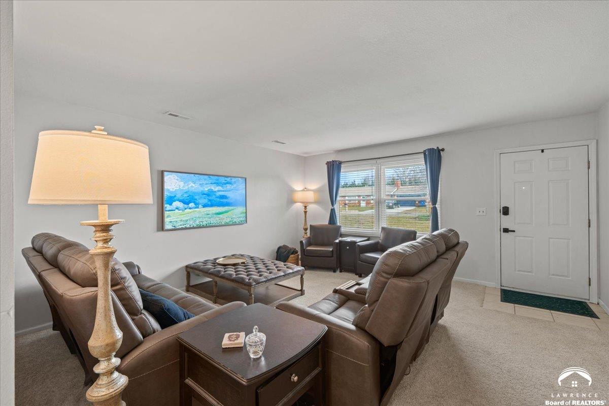 2239 Melholland Road Lawrence, KS 66047 - Photo 5 of 28