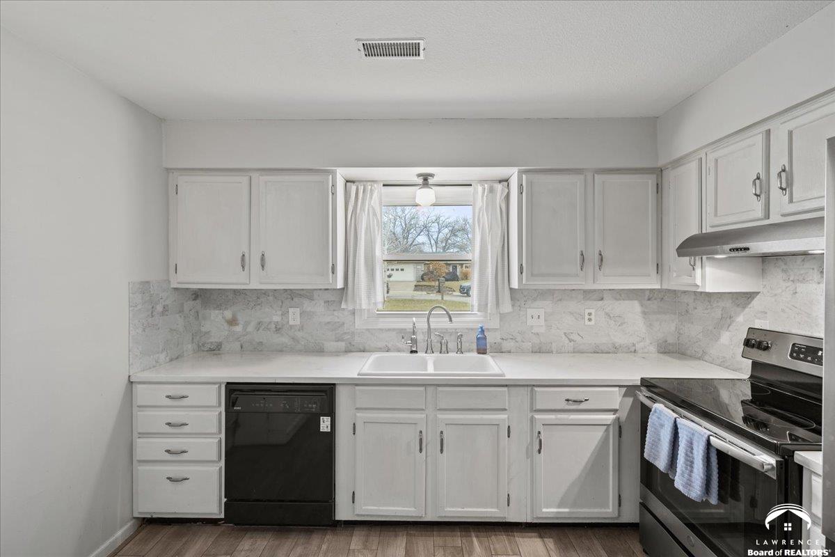 2239 Melholland Road Lawrence, KS 66047 - Photo 10 of 28