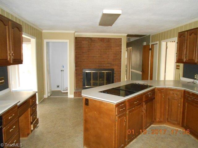 1705 Burke Mill Road Southwest Winston-Salem, NC 27103 - Photo 5 of 20 Gallery Image 5