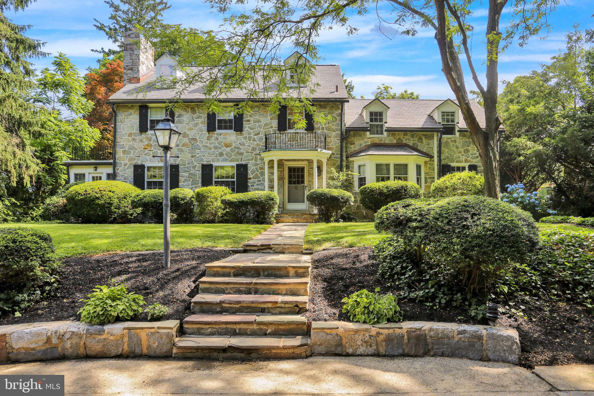 3429 River Road Reading, PA 19605 - Photo 3 of 45 Front Hardscape