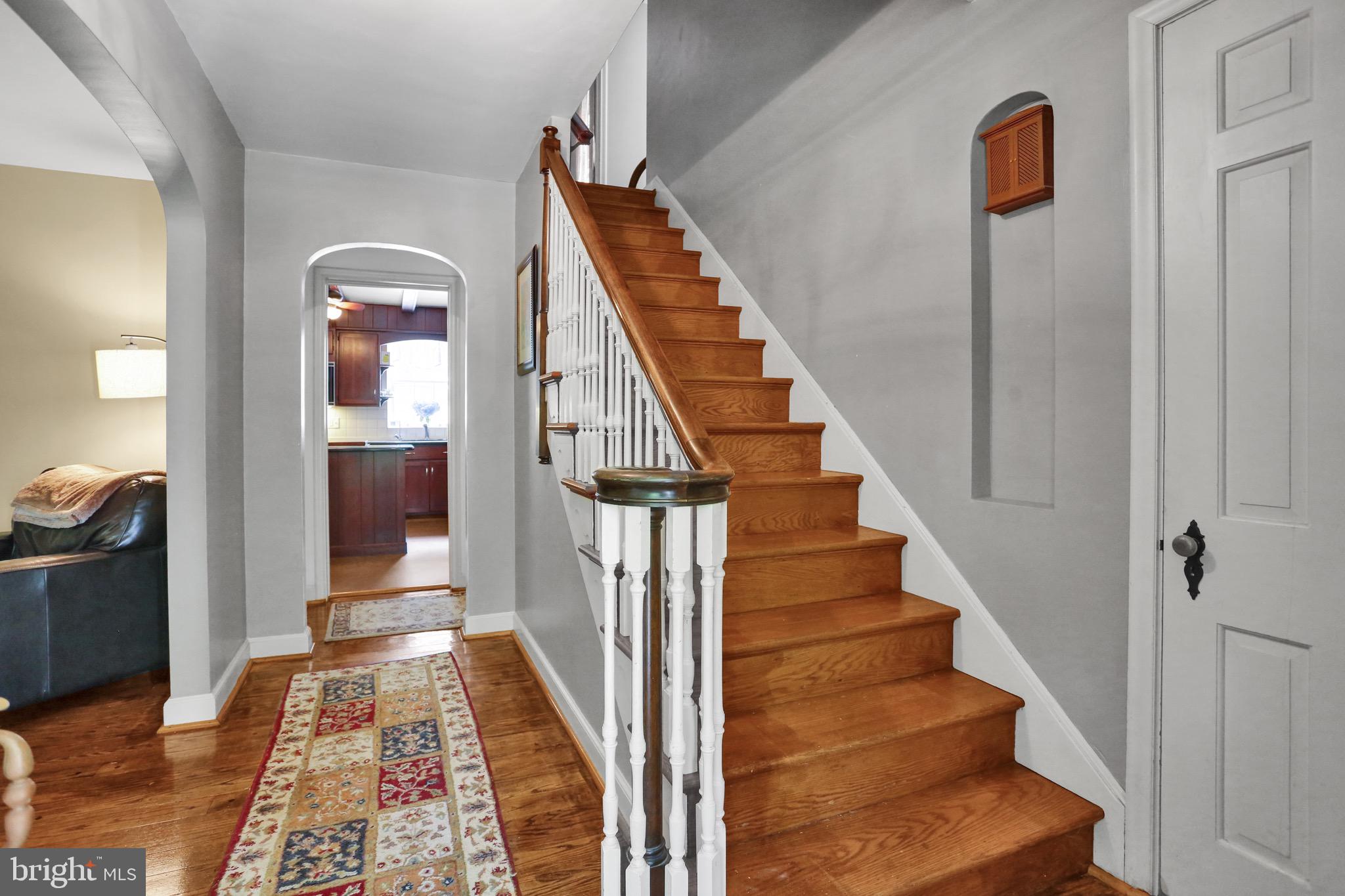 3429 River Road Reading, PA 19605 - Photo 8 of 45 Foyer
