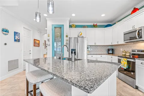 $350,000 | 2557 Bella Vista Circle, Vero Beach, FL 32966