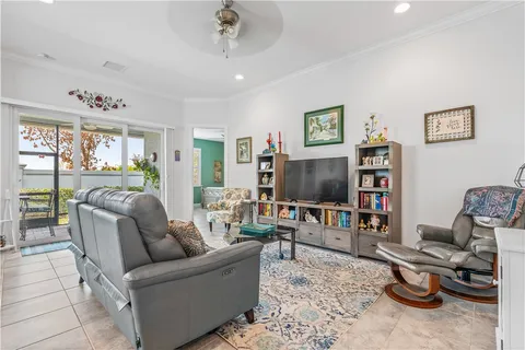 $350,000 | 2557 Bella Vista Circle, Vero Beach, FL 32966