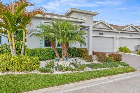 $350,000 | 2557 Bella Vista Circle, Vero Beach, FL 32966