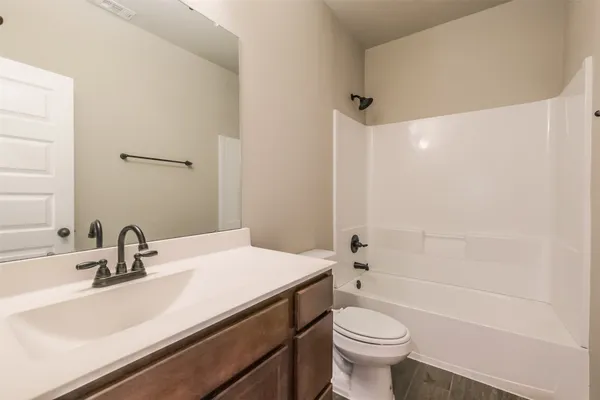 $1,695 | 121 Wickersham, Unit A, Conroe, TX 77304