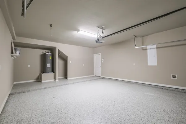 $1,695 | 121 Wickersham, Unit A, Conroe, TX 77304