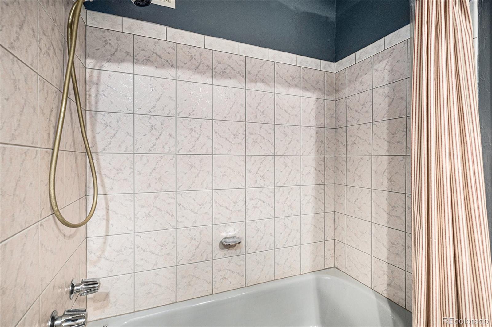 3305 Ward Road Wheat Ridge, CO 80033 - Photo 19 of 23