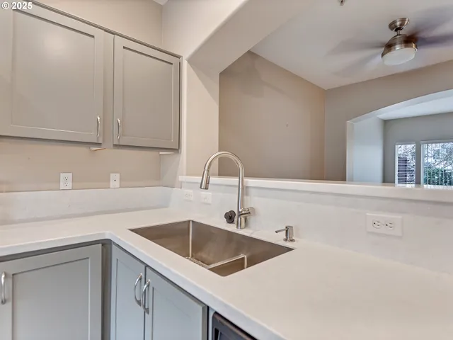 $349,000 | 15416 Southwest Mallard Drive, Unit 104, Beaverton, OR 97007