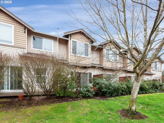 $349,000 | 15416 Southwest Mallard Drive, Unit 104, Beaverton, OR 97007