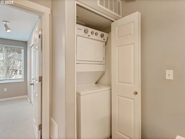 $349,000 | 15416 Southwest Mallard Drive, Unit 104, Beaverton, OR 97007