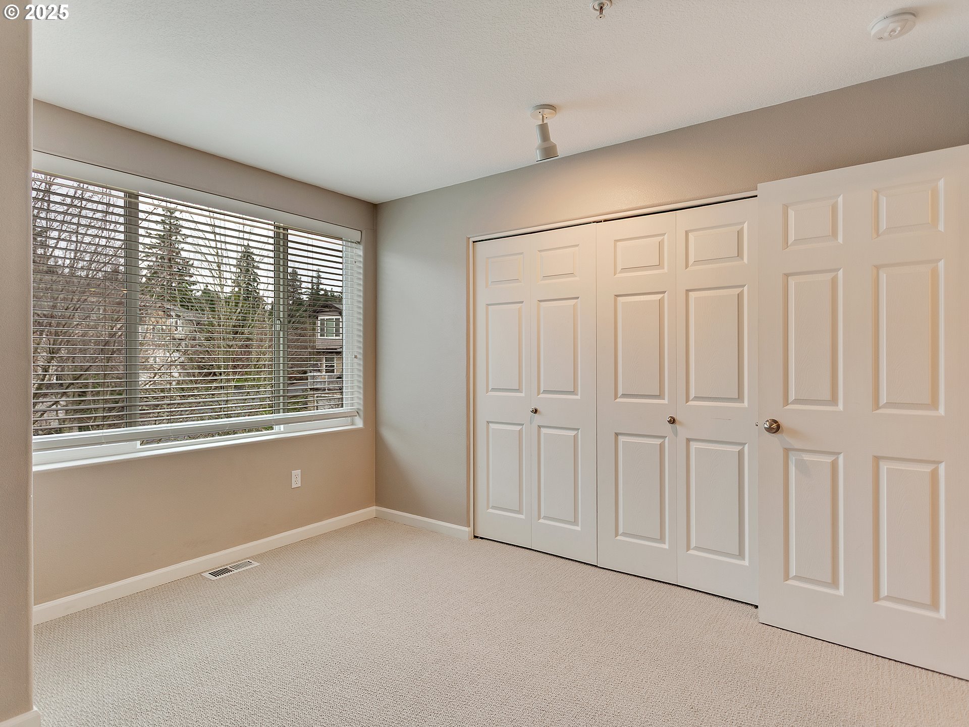 15416 Southwest Mallard Drive, Unit 104 Beaverton, OR 97007 - Photo 23 of 42