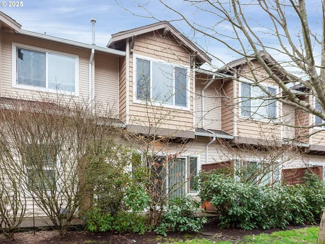 $349,000 | 15416 Southwest Mallard Drive, Unit 104, Beaverton, OR 97007
