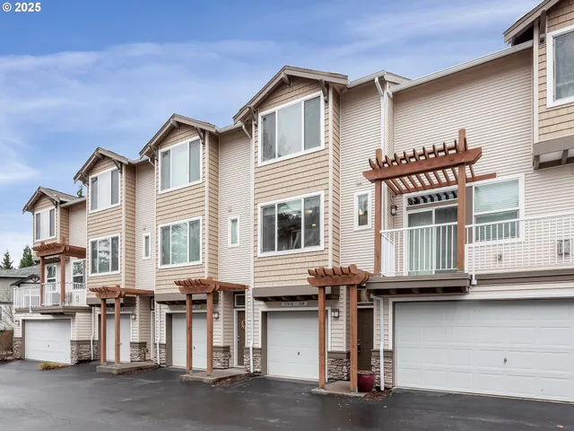 $349,000 | 15416 Southwest Mallard Drive, Unit 104, Beaverton, OR 97007